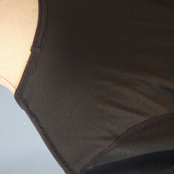 Danskin Now Semi Fit Mesh Drimode High Low Hem Scoop Neck Athletic Top - Picture 5 of 9